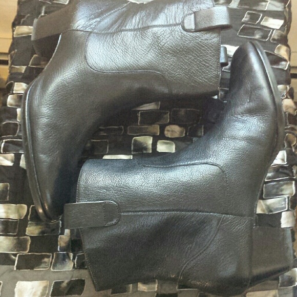 Liz Claiborne Shoes - Boots